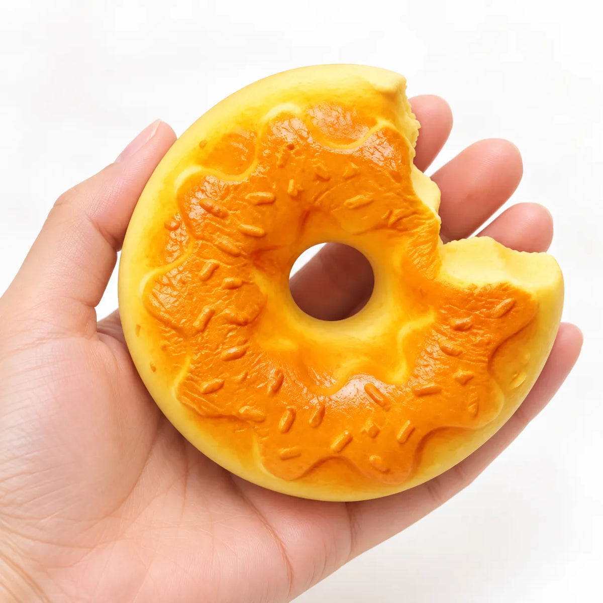 Scented Squishy Donut en main